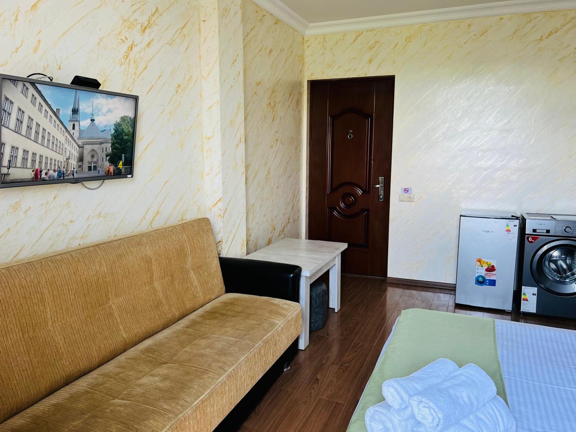 Apartments Nita Batumi Exterior photo
